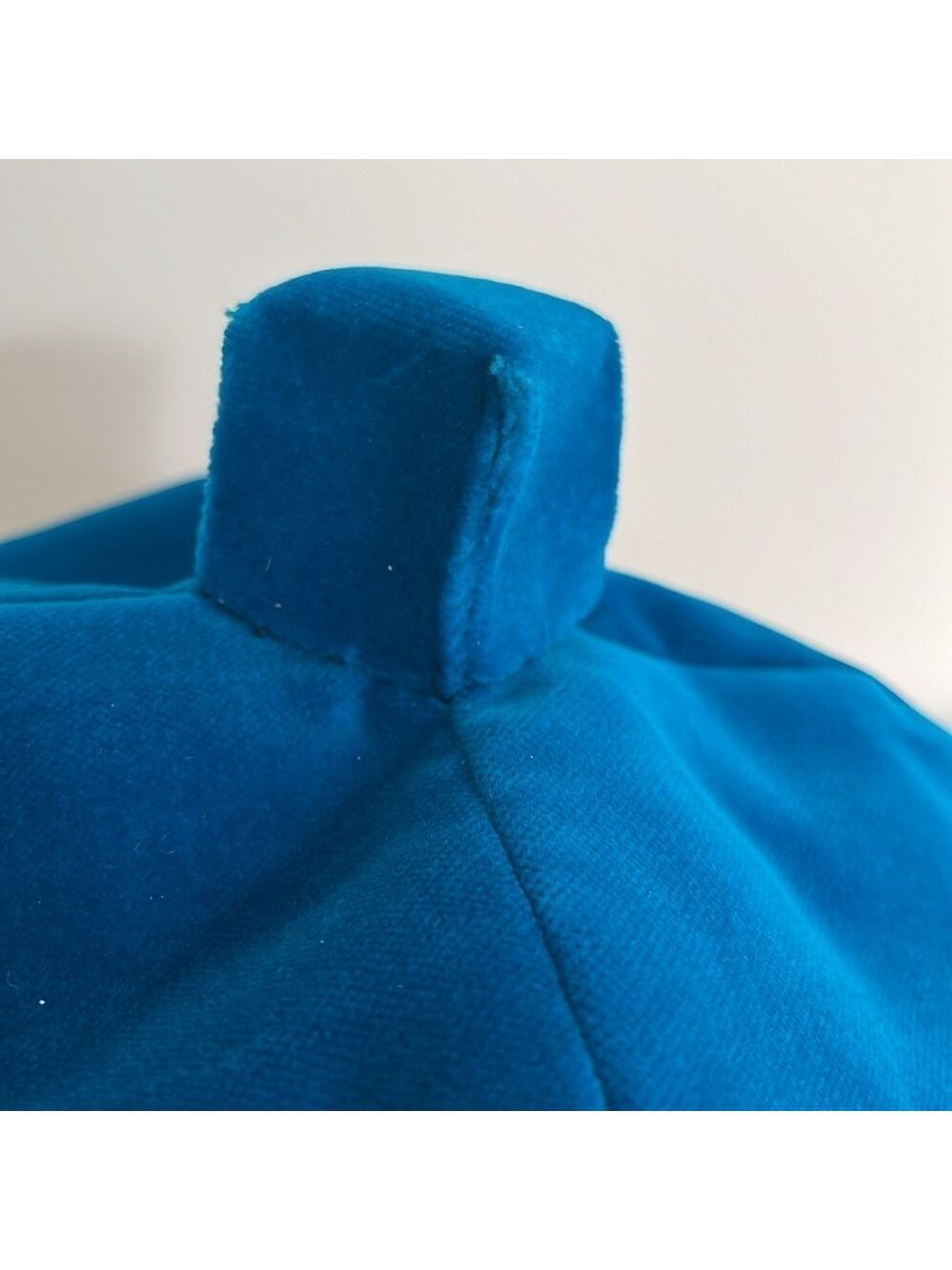 VINTAGE Jerry Yates Montreal Blue Velvet Hat Square Shape 50's 60's Chic Lady - Picture 14 of 15